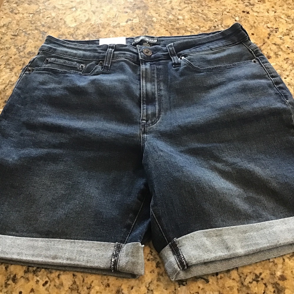 DNKY Jeans women’s shorts.